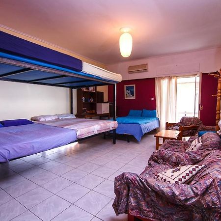 Birbili Youth Guest House Athen Eksteriør bilde
